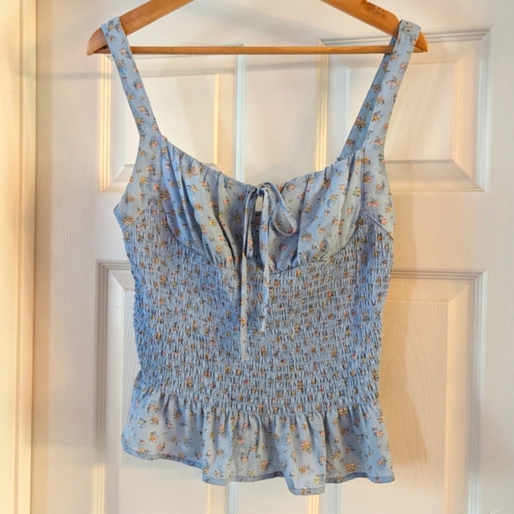 Love Tree Size Large Cropped Tank Top Flower Pattern With Ruching
